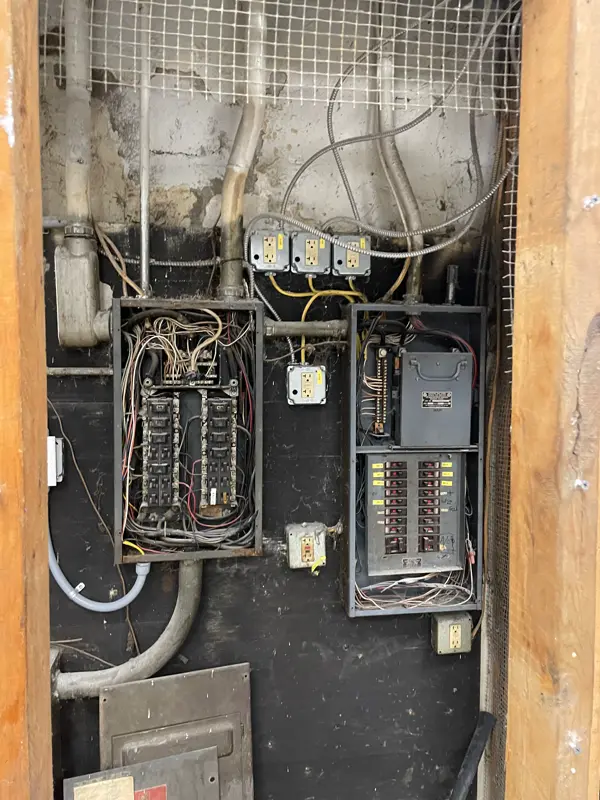 Full rewire & dual panel replacement, Cincinnati OH - before